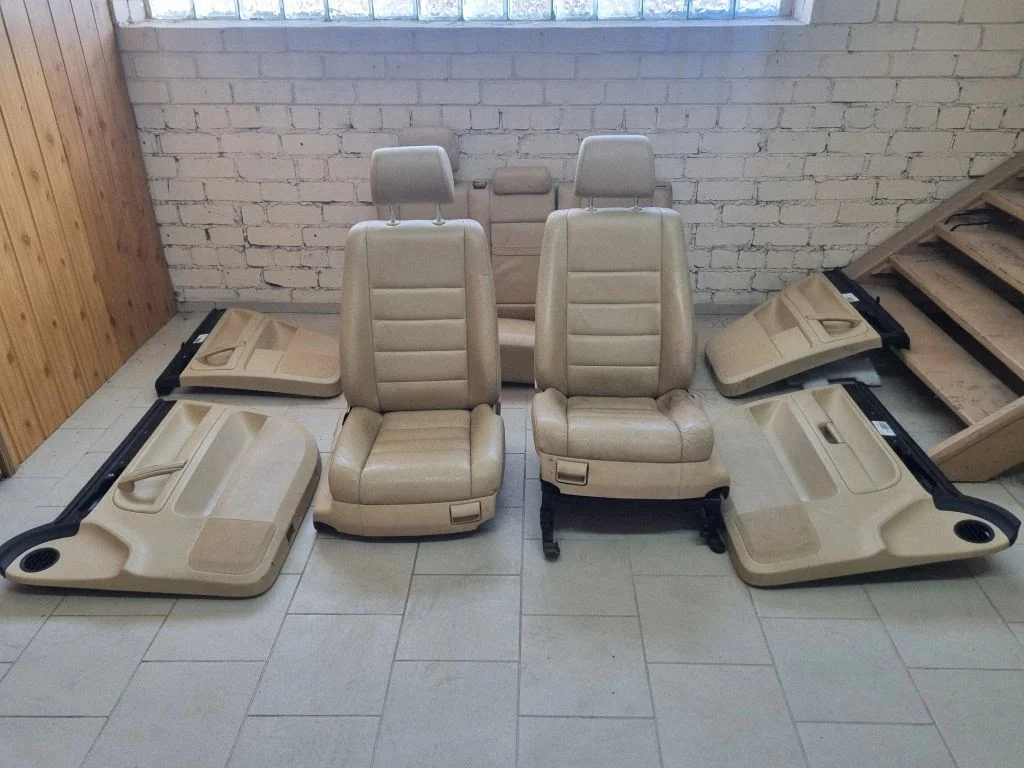 Interior set – Volkswagen Touareg I (2002-2010)