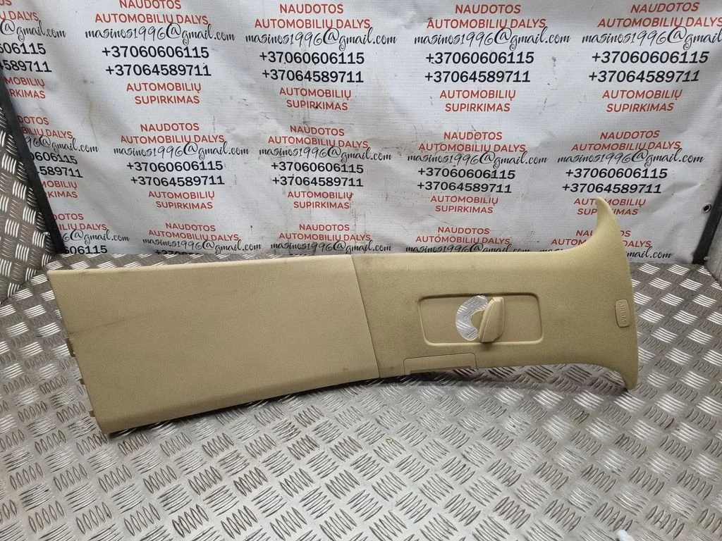 (B) pillar trim (top) 7L6867240
