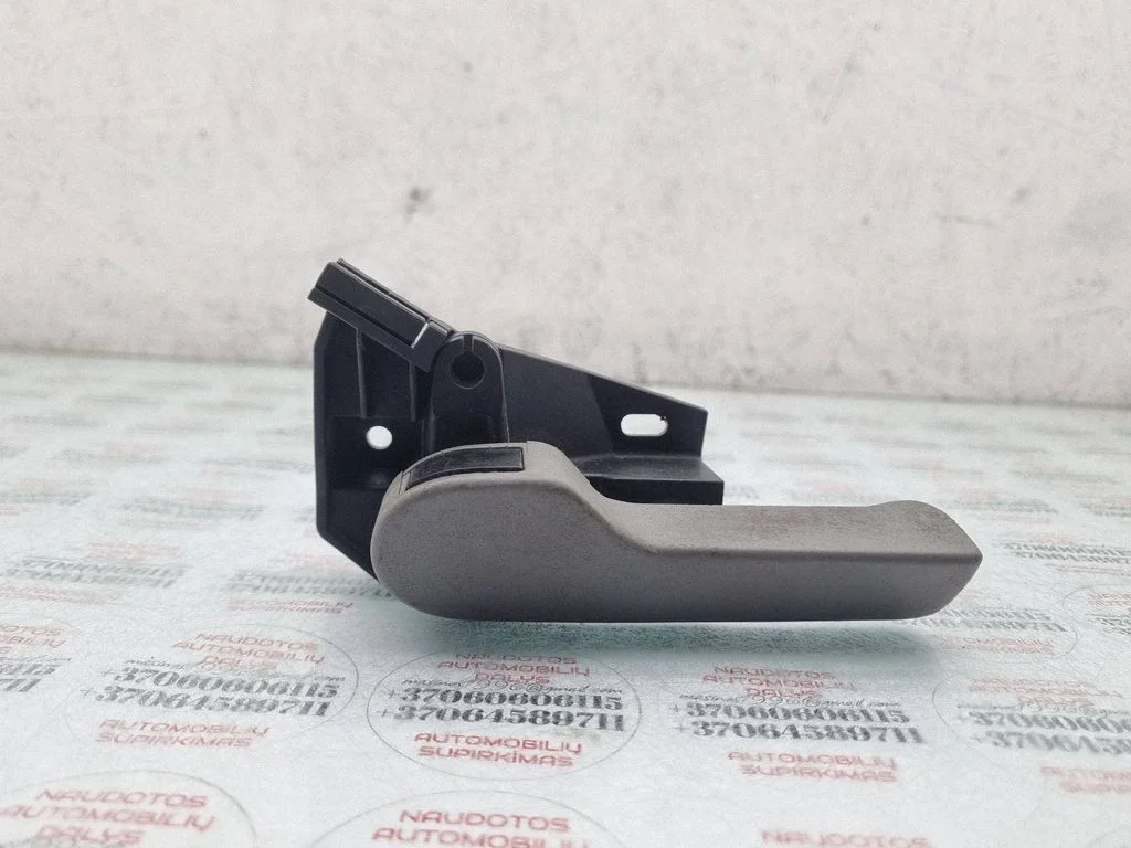Engine bonnet (hood) release handle – Volkswagen Golf Plus (2005-2013)