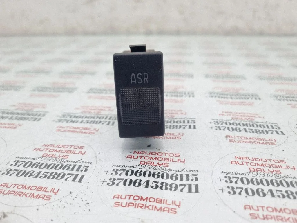 Veojõukontrolli (ASR) lüliti – Audi A8 S8 D3 4E (2002-2009)