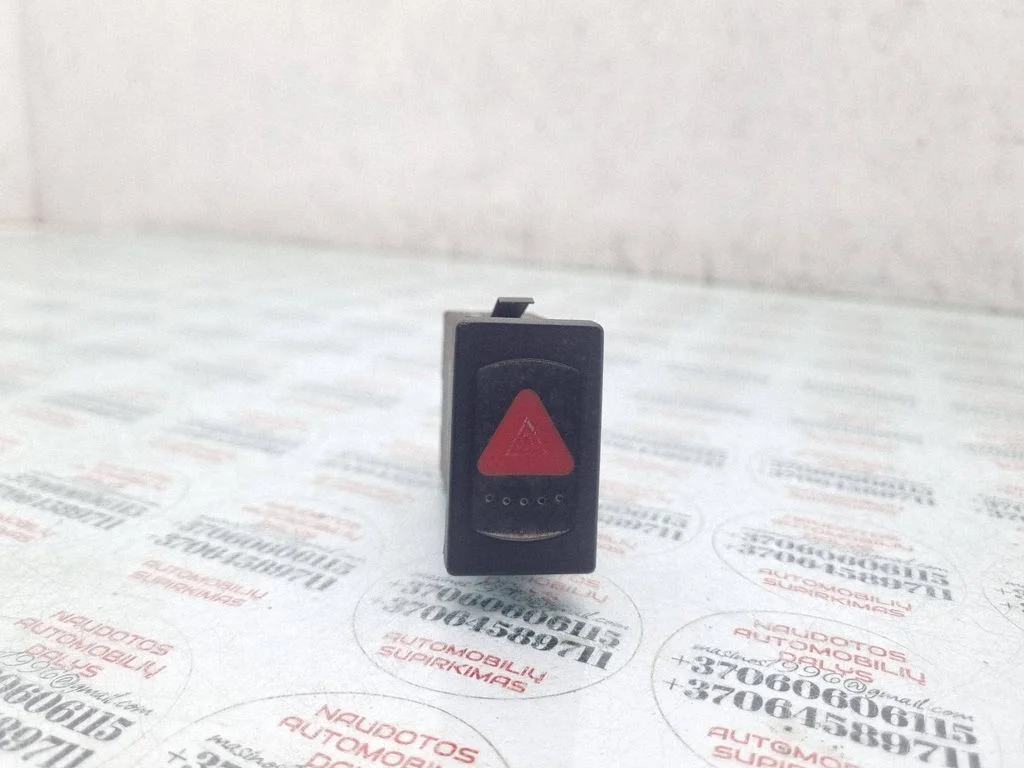 Hazard light switch 3B0953235B