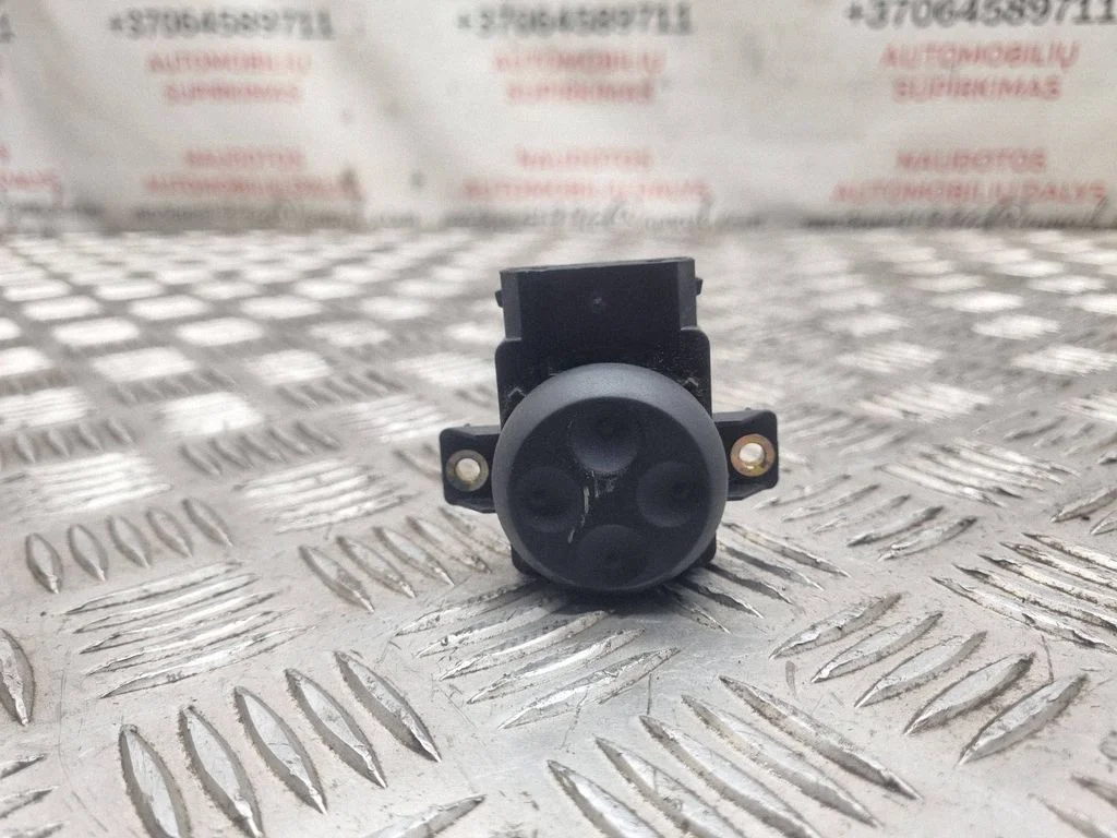 Seat control switch 8E0959777