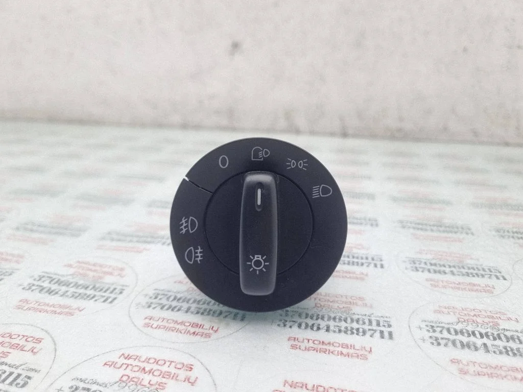Light switch – Volkswagen Passat B6 (2005-2010)