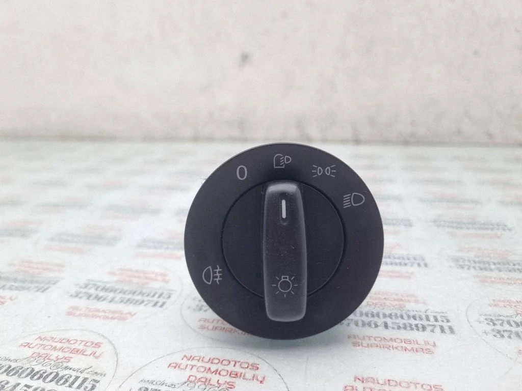 Light switch 1K0941431M