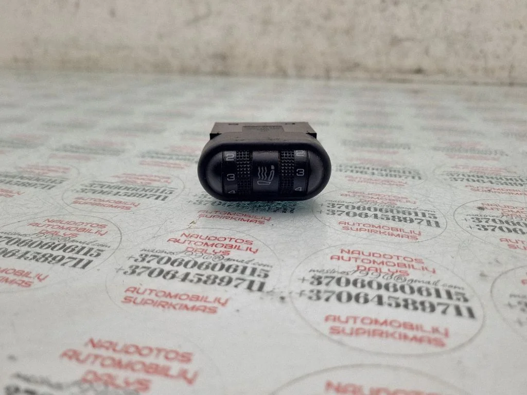 Seat heating switch – Ford Galaxy (1995-2000)