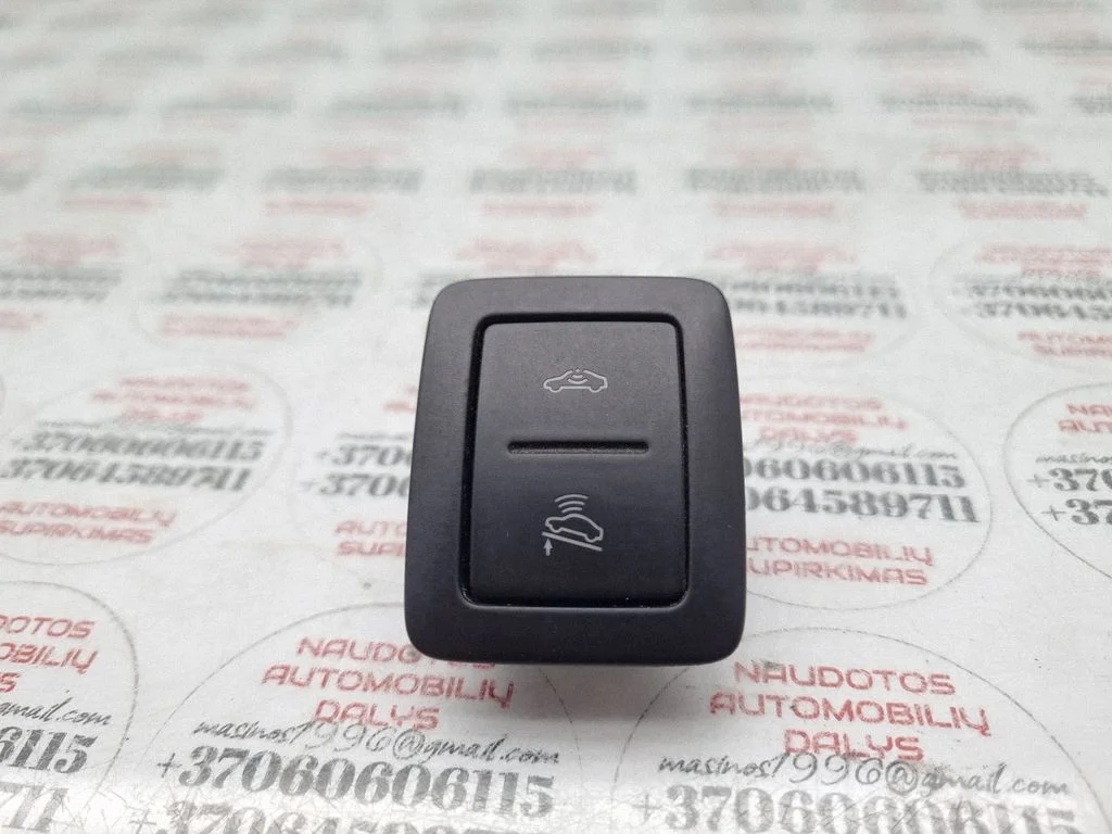 Alarm switch – Skoda Octavia Mk2 (1Z) (2004-2013)