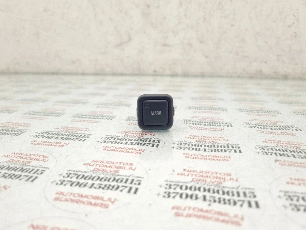 Alarm switch – Volkswagen Touran II (2010-2016)