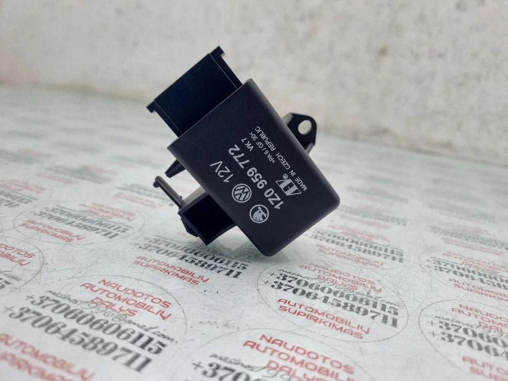 Seat heating relay – Volkswagen Passat CC (2008-2016)