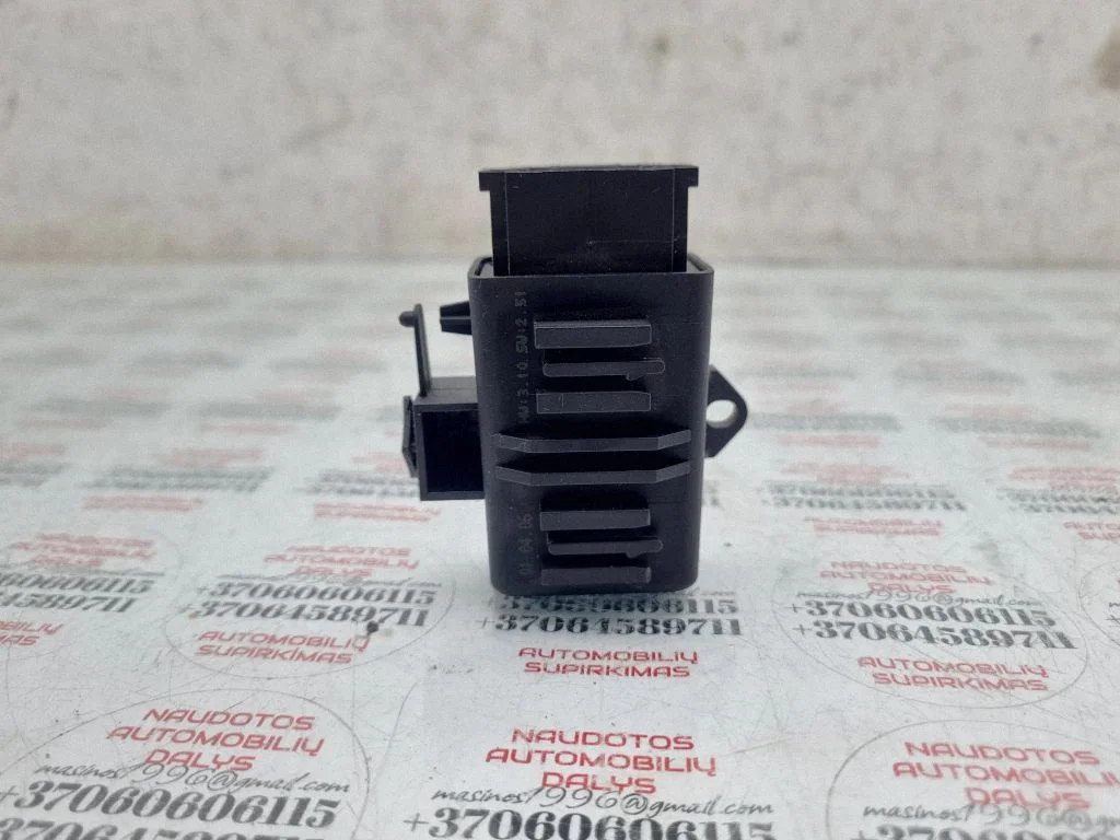 Seat heating relay – Volkswagen Passat CC (2008-2016)