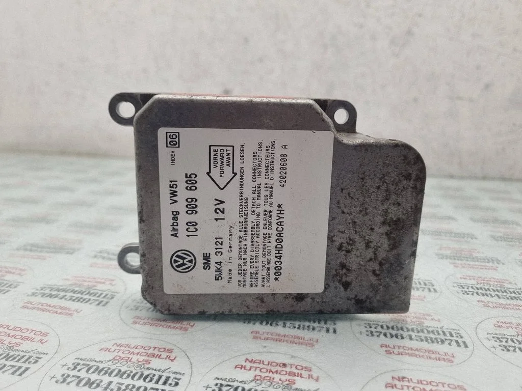 Drošības spilvenu vadības bloks 1C0909605