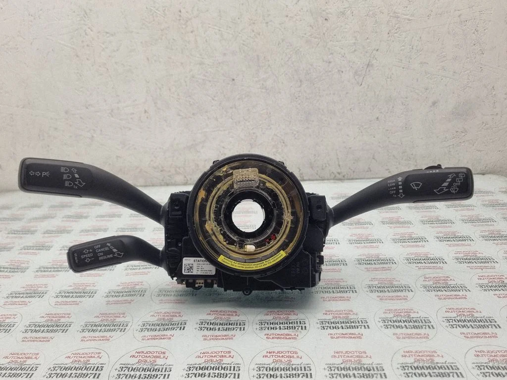 Wiper turn signal indicator stalk/switch 8K0953568F