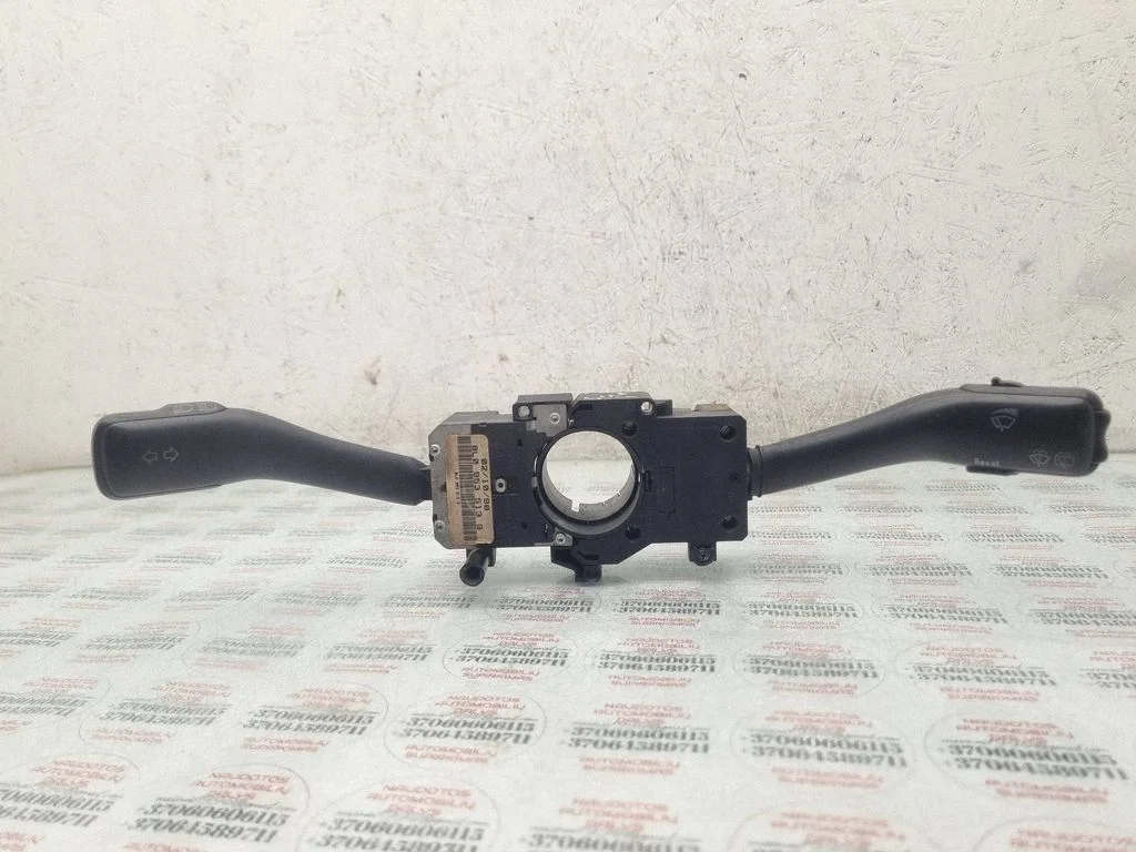 Wiper turn signal indicator stalk/switch 8L0953513G