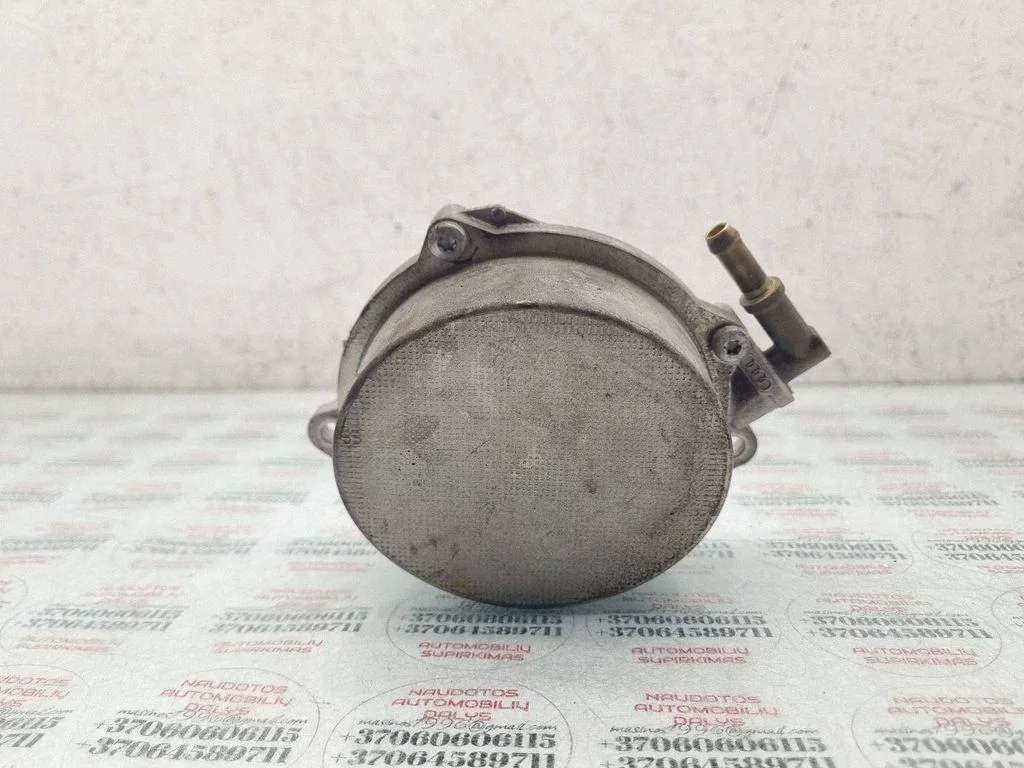 Vacuum pump – Audi A4 Allroad B8 (2008-2016)