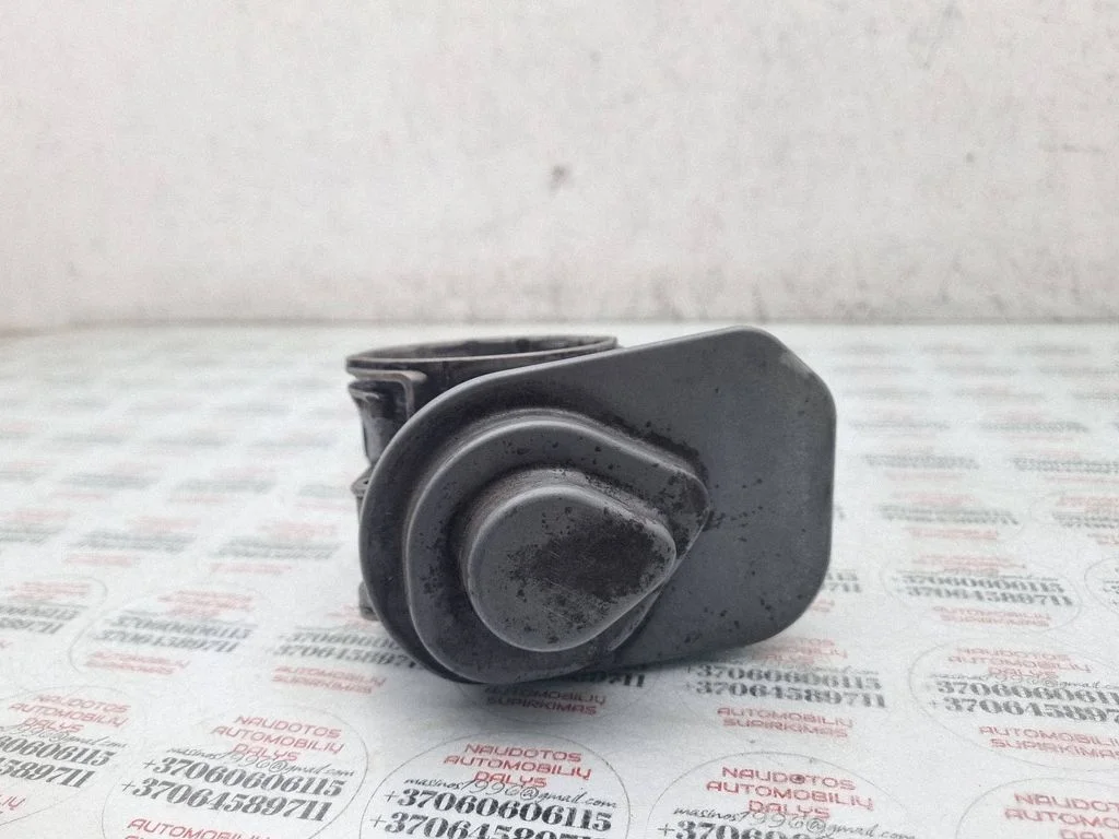 Throttle valve 038128063G