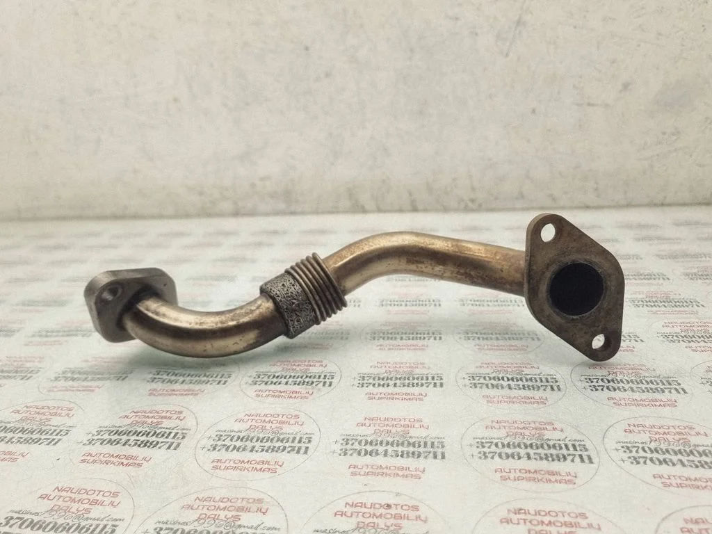 EGR-klapi toru (-d)/ voolik (-ud) 038131521J