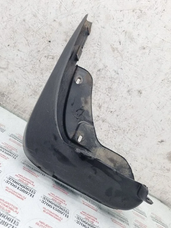 Tagumine porikaitse 8E0075111A