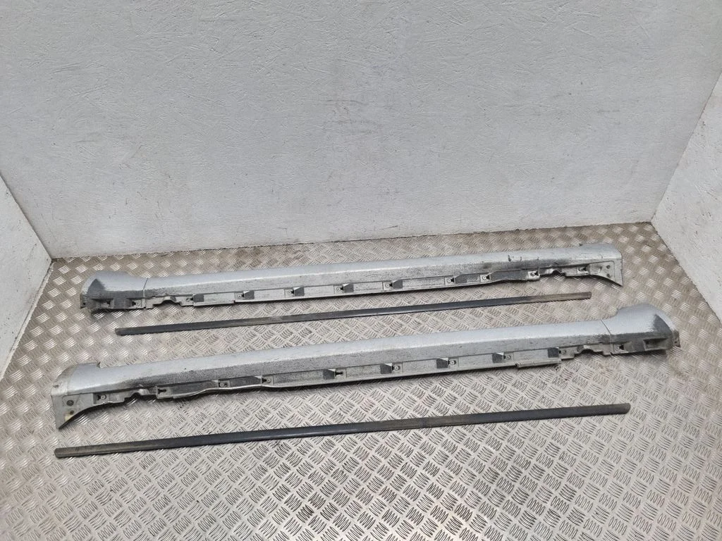 Lävepakk 3R0853860A
