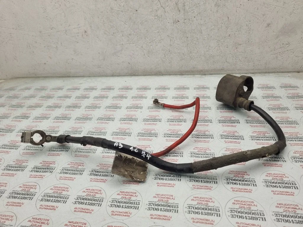 Przewód plusowy (akumulatora) – Audi A3 S3 8P (2003-2012)