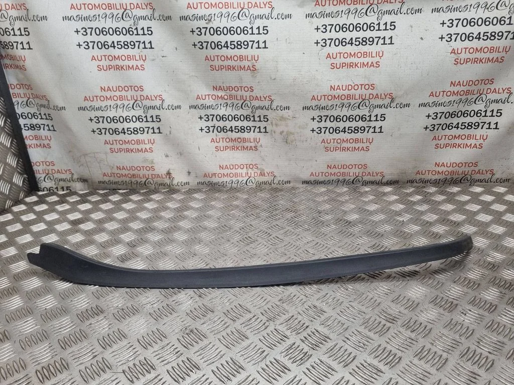 Rear door trim (molding) 1K6839373B