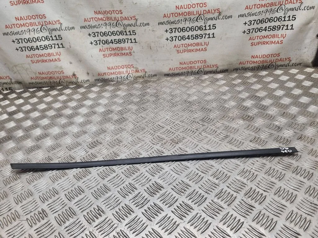 Listwa drzwi tylnych 3C0853754