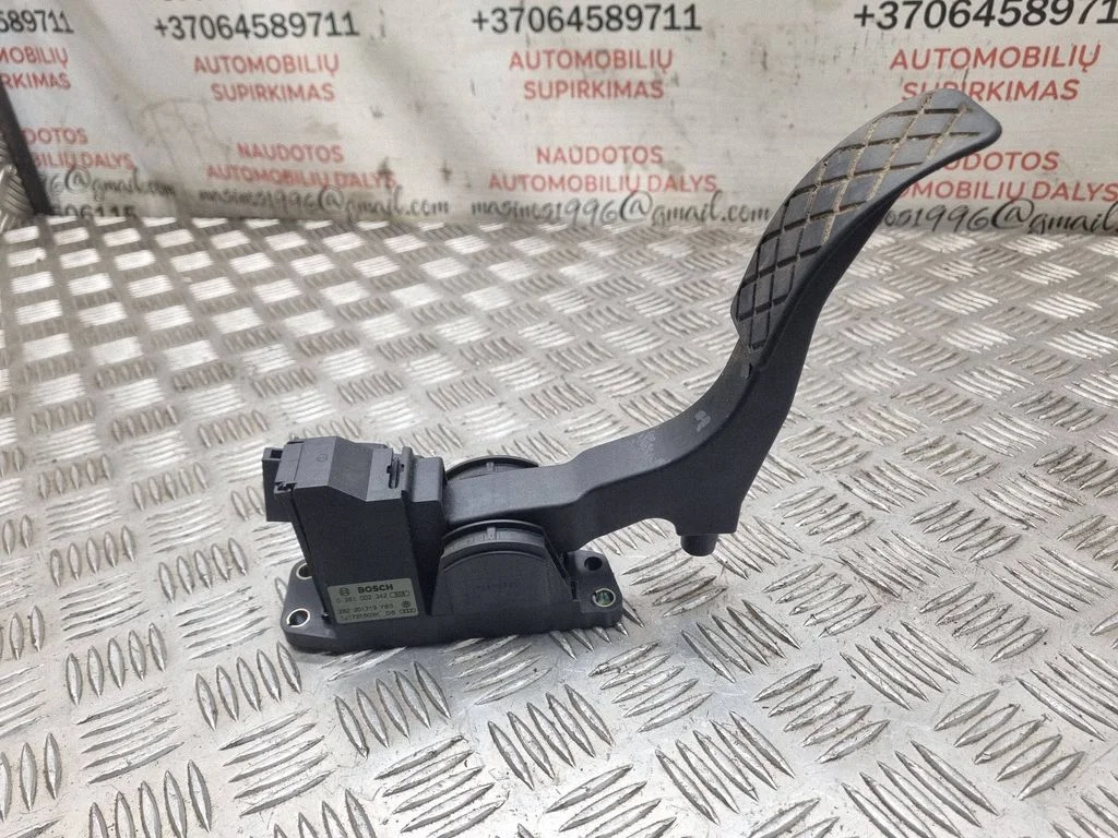 Accelerator throttle pedal – Audi A3 S3 8L (1996-2003)