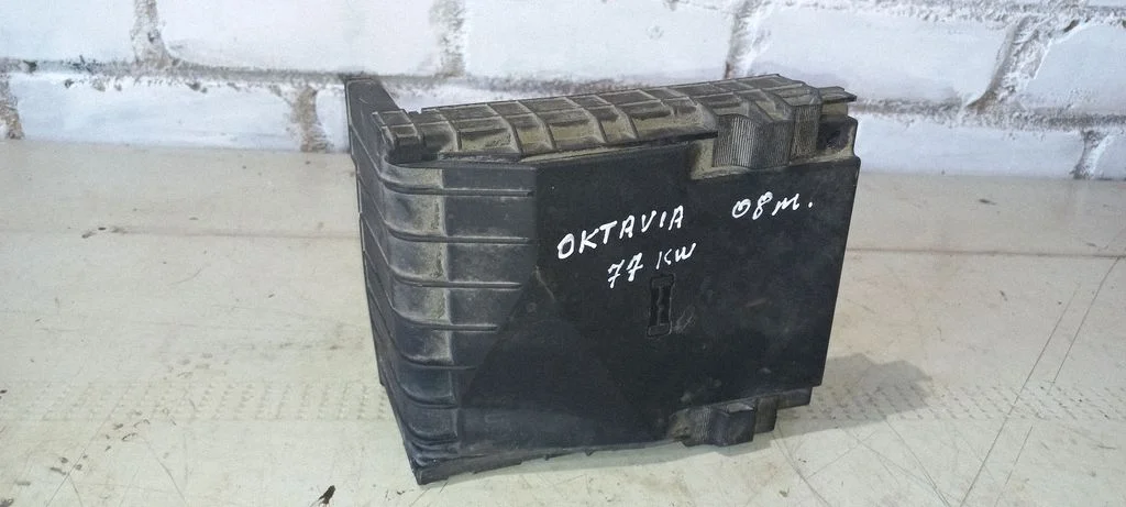 Fuse box cover 1K0937132F