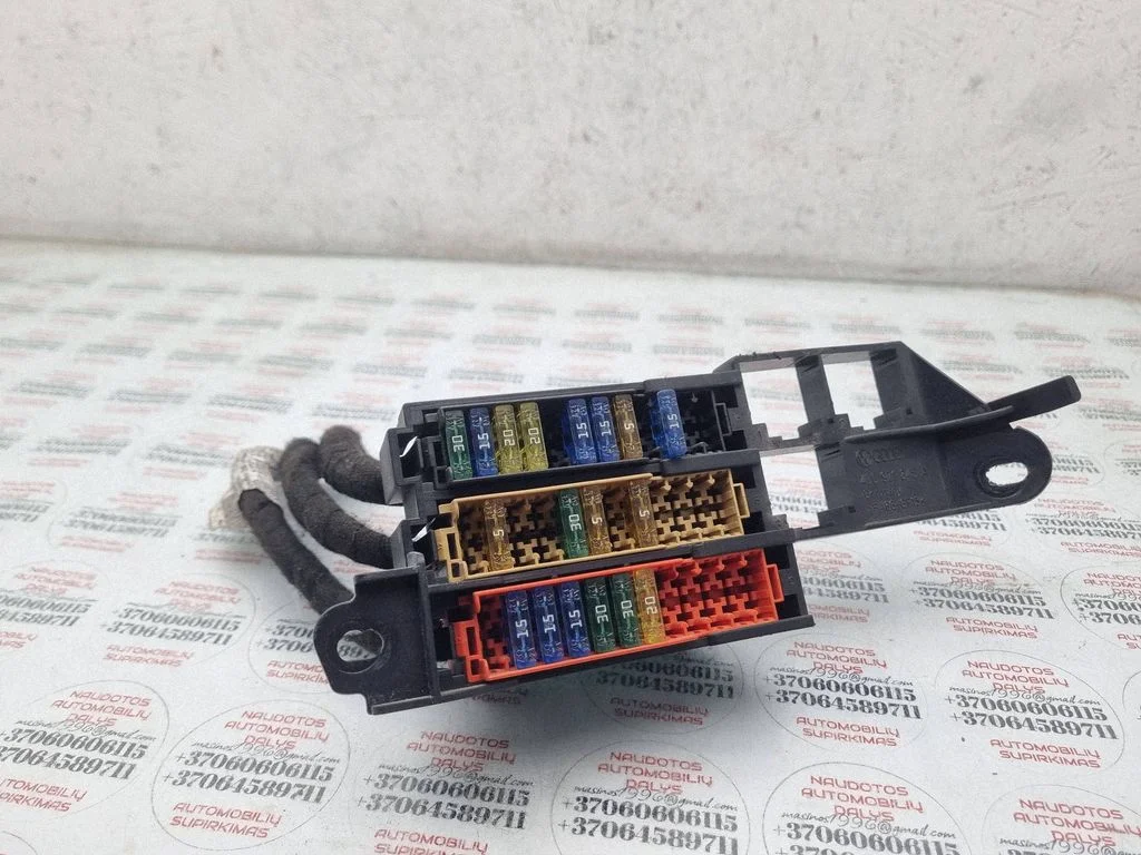 Fuse module – Audi Q7 4L (2005-2015)