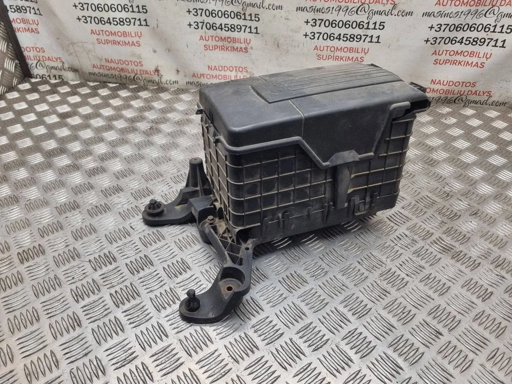 Aku kast – Volkswagen Golf Plus (2005-2013)