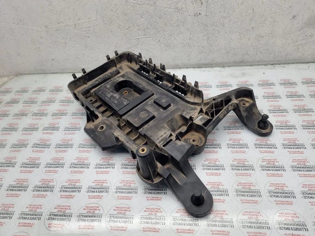 Battery tray 1K0915333H