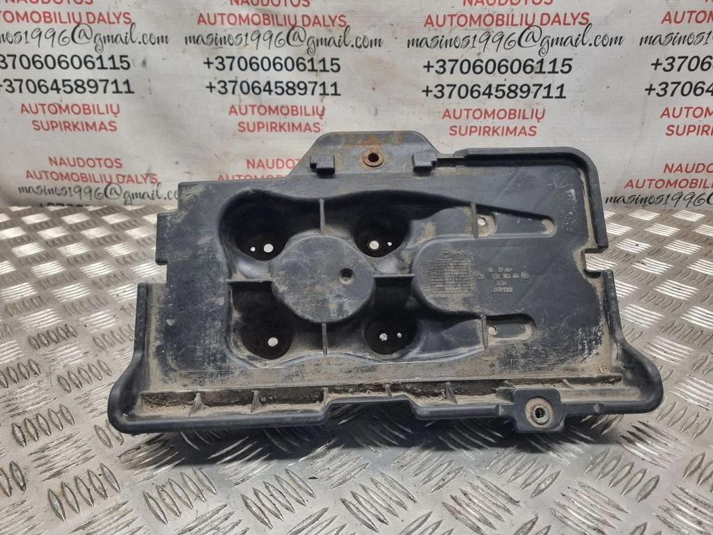 Battery tray 1J0915333