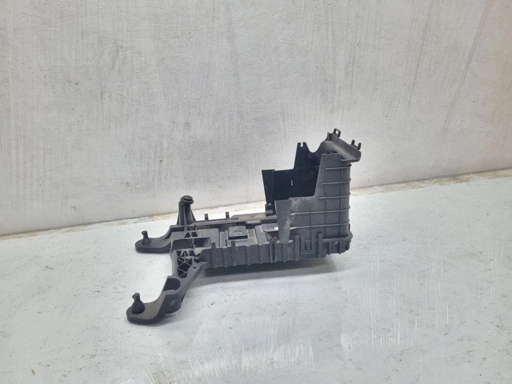 Aku kast – Skoda Octavia Mk2 (1Z) (2004-2013)