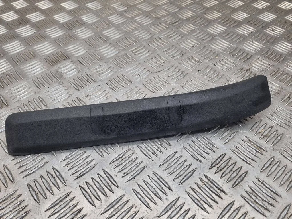 Other interior part – Volkswagen Touareg I (2002-2010)