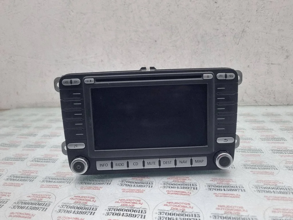 Radio/CD/DVD atskaņotājs/navigācija – Volkswagen Passat B6 (2005-2010)