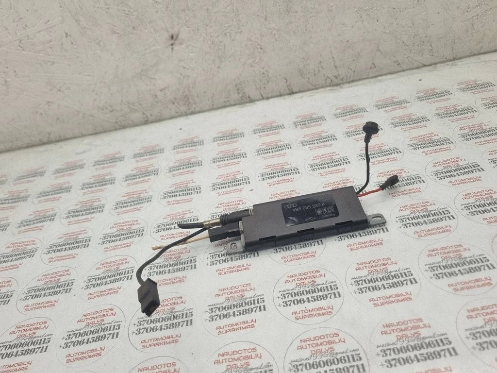 Antenas pastiprinātājs 4B5035225K