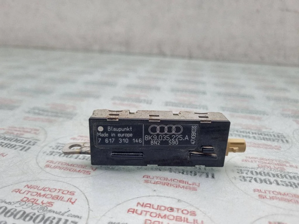 Aerial antenna amplifier – Audi A4 Allroad B8 (2008-2016)