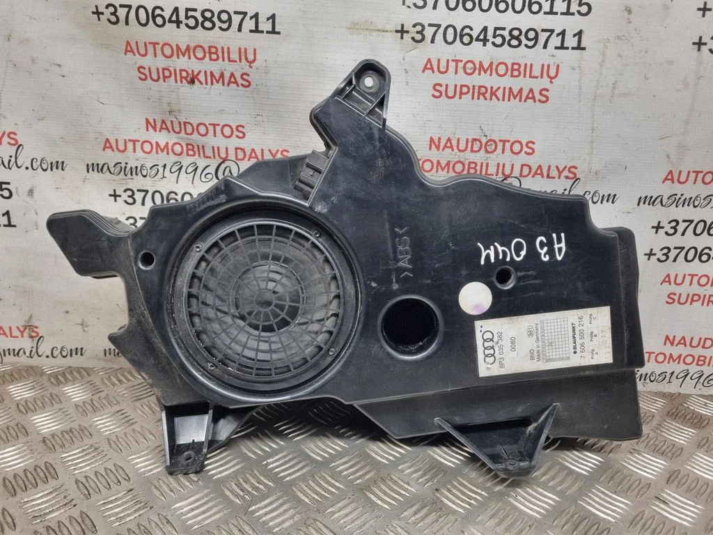 Subwoofer – Audi A3 S3 8P (2003-2012)