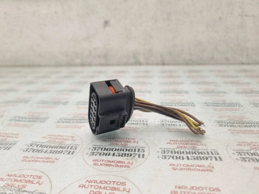 Esitule(de) juhtmestik – Volkswagen Golf IV (1998-2005)