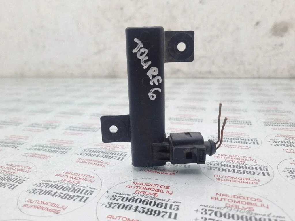 Interior comfort aerial antenna – Volkswagen Touareg I (2002-2010)