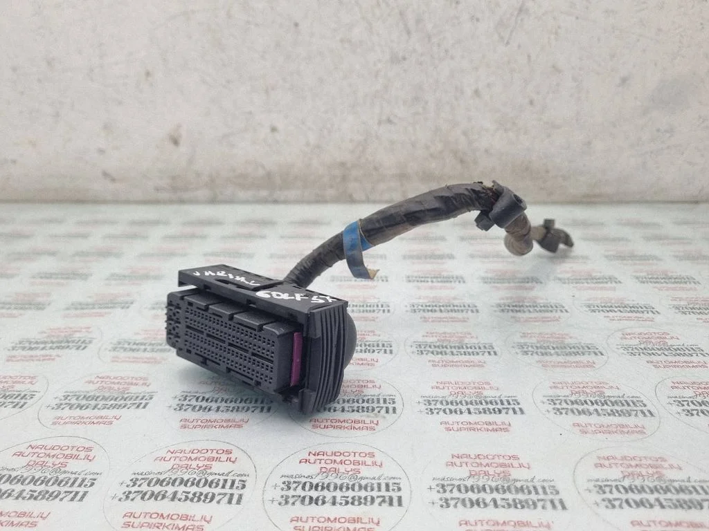 Motora vadu instalācija 3C0906385