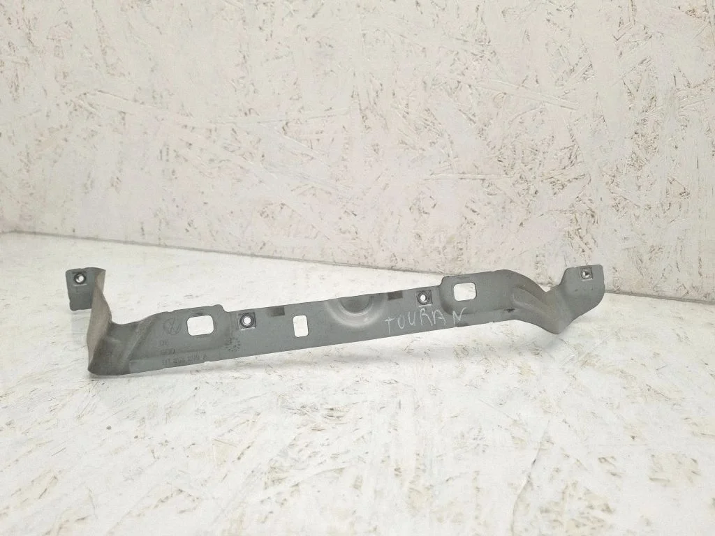 Other dashboard part 1T1858899A
