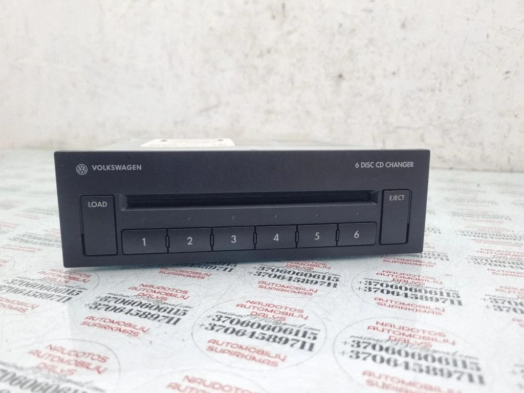 CD/DVD changer – Volkswagen Passat B6 (2005-2010)