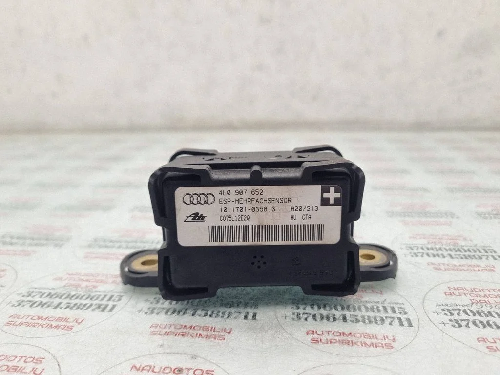 ESP (stabiilsussüsteemi) andur (pöördekiirusandur) 4L0907652