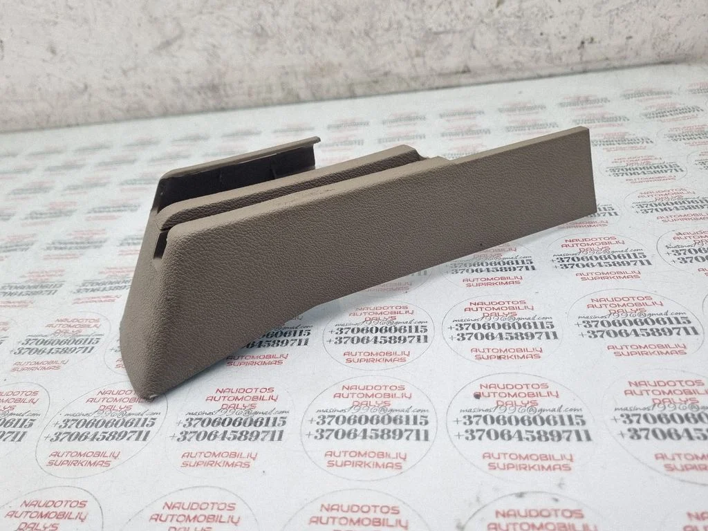 Front passenger seat rail trim 7L0881097A