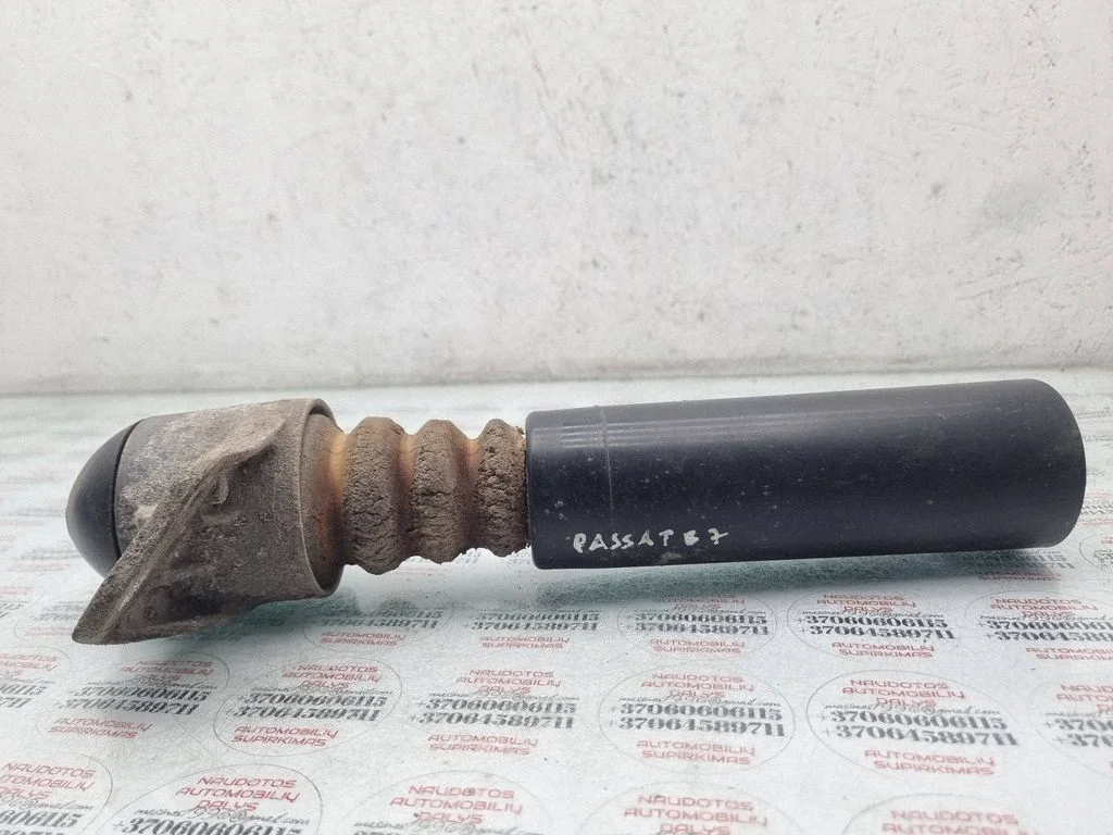 Coil spring mount – Volkswagen Passat CC (2008-2016)