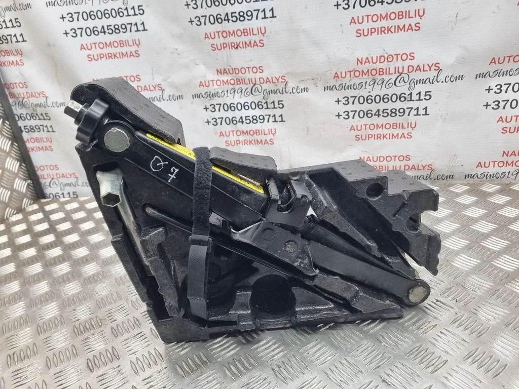 Lift Jack – Audi Q7 4L (2005-2015)