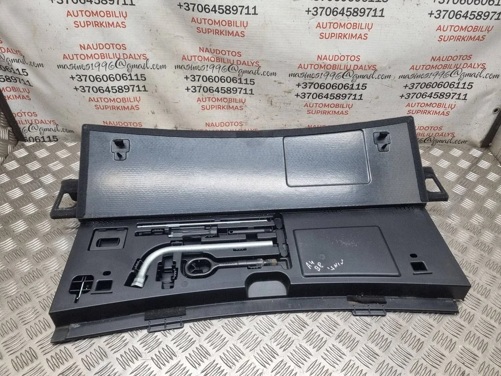 Tool box – Audi A4 Allroad B8 (2008-2016)