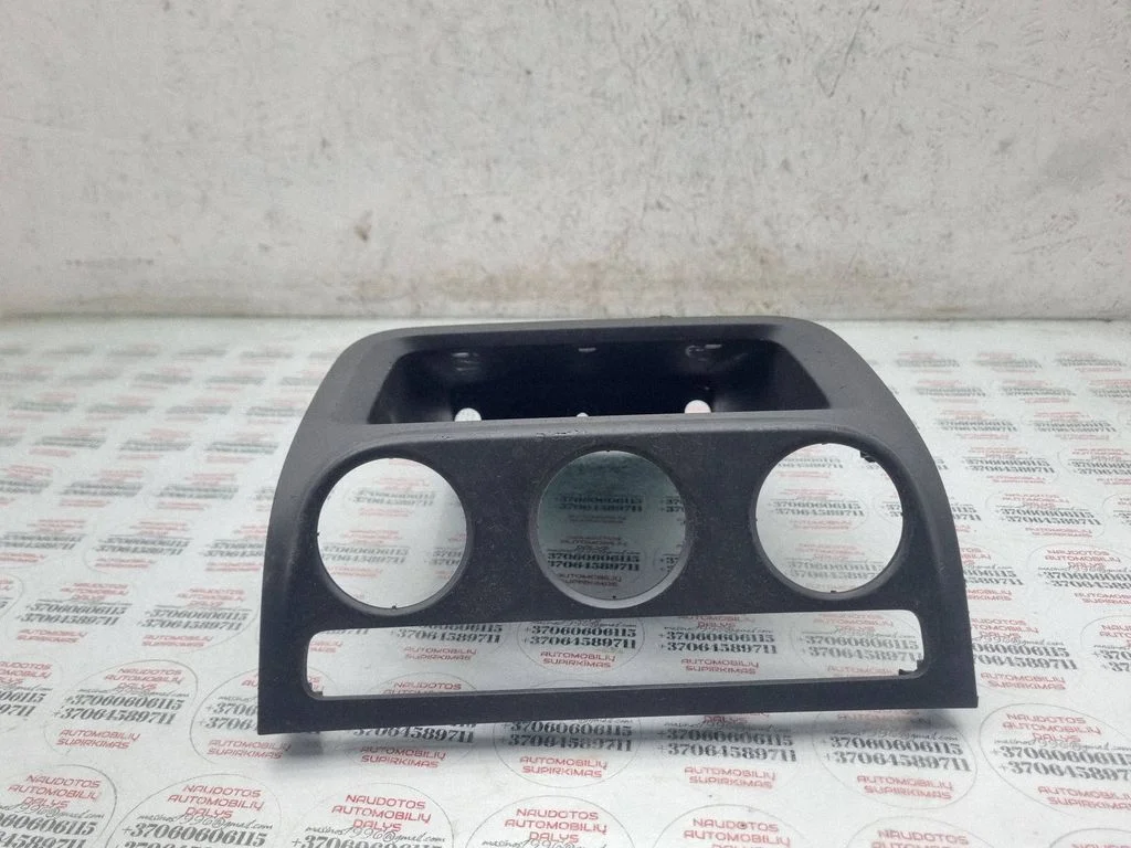 Climate control/heater control trim – Volkswagen Golf Plus (2005-2013)