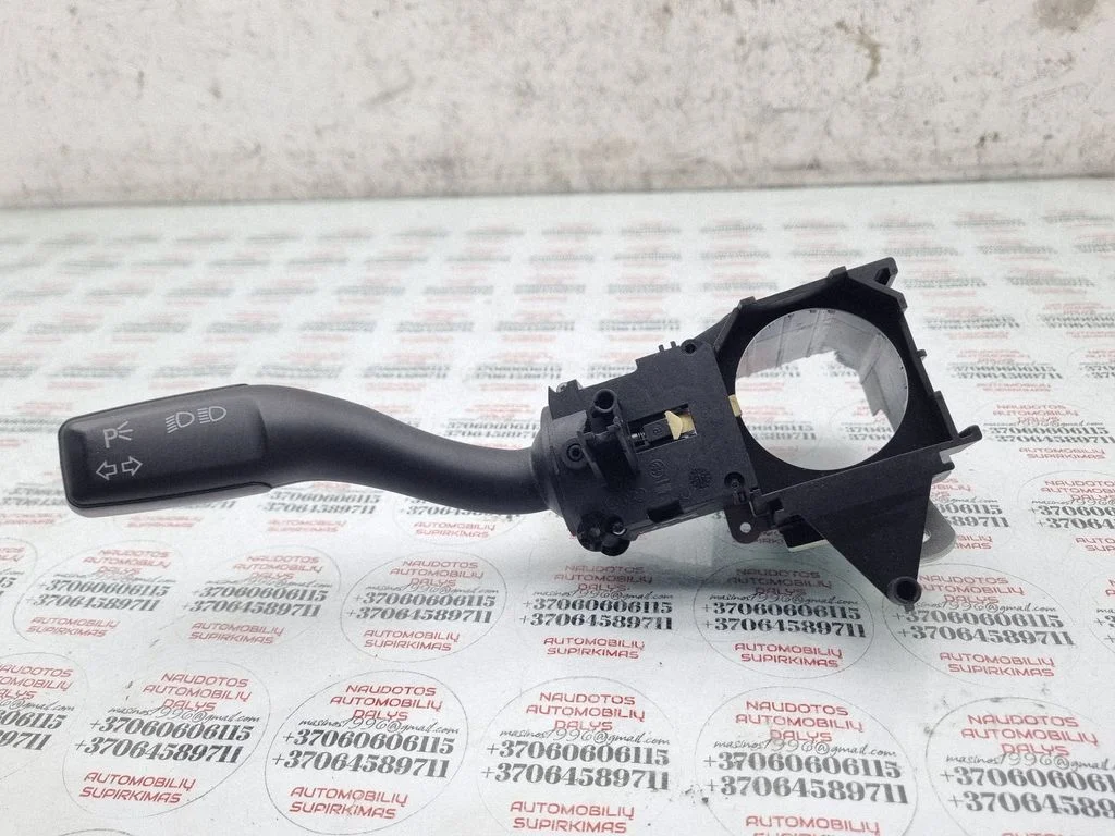 Suunatulede/tulede hoob – Audi Q7 4L (2005-2015)
