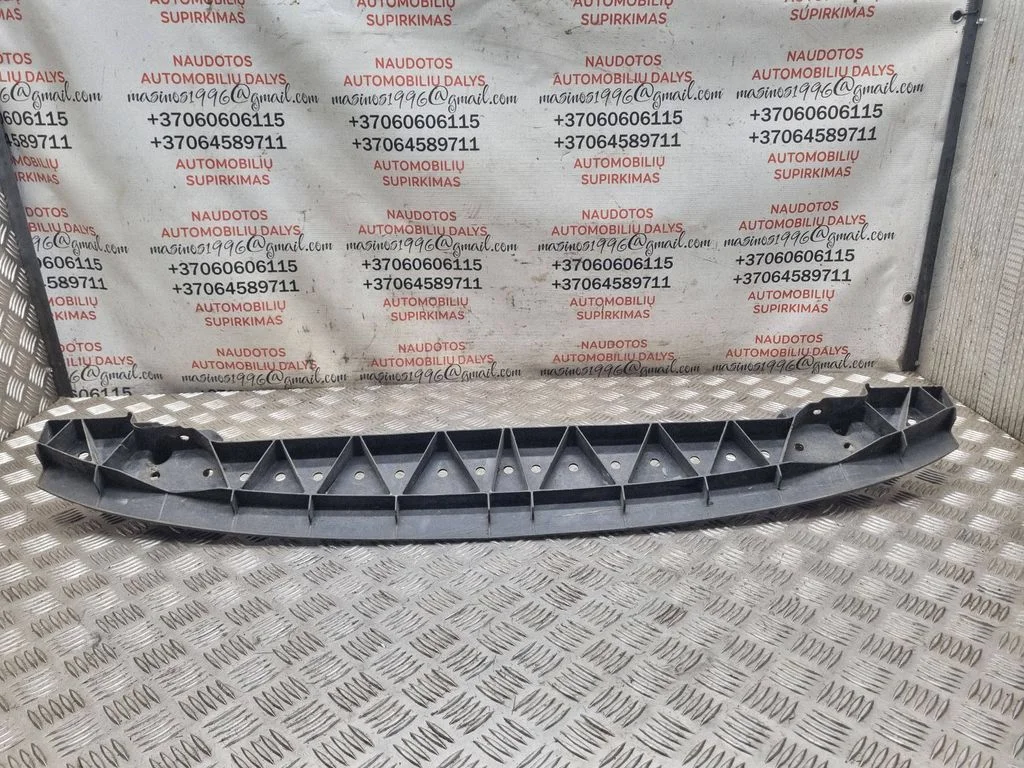 Priekšējā bampera pastiprinājums 5M0807093A
