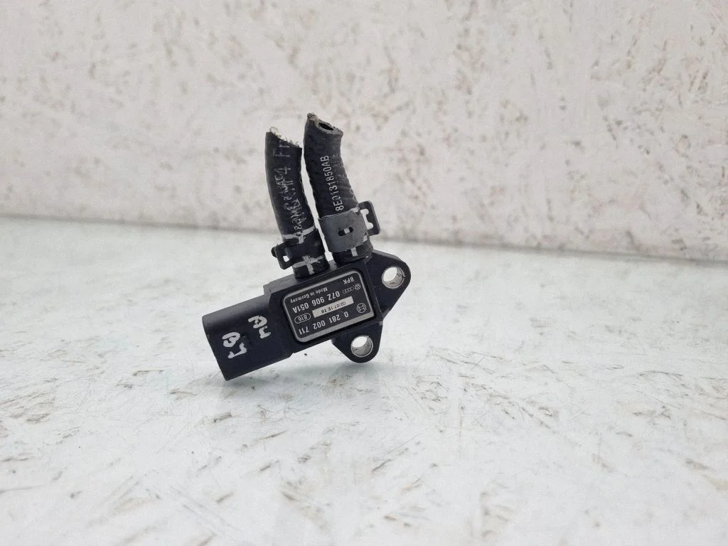 Exhaust gas pressure sensor 07Z906051A